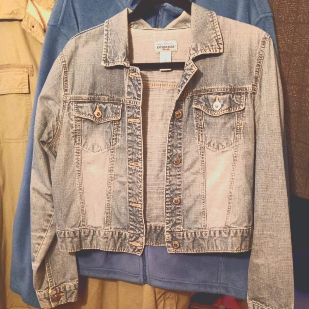 Your Favorite Denim Jean Jacket - Picture 2 of 4